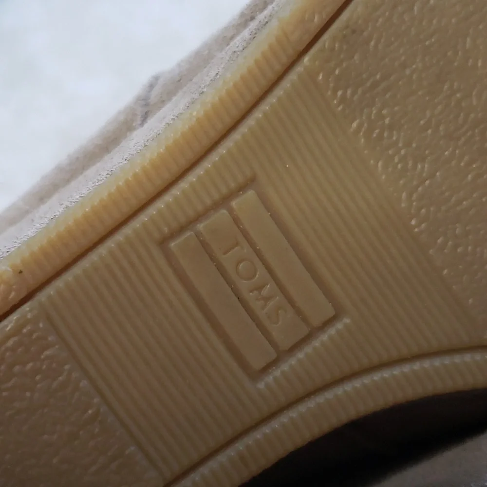 Tom's Kala suede wedge bootie Desert‎ Taupe lace-up
